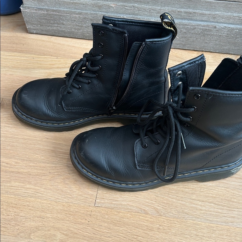 Doc Marten size 5 boots